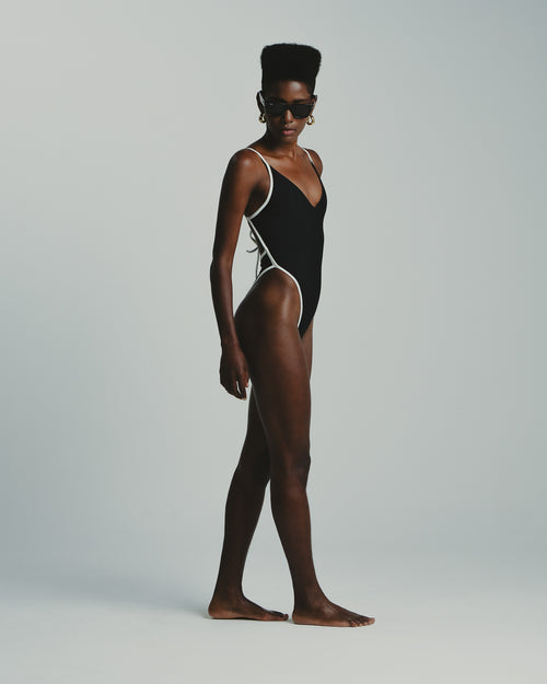 One Piece Breeze Negro
