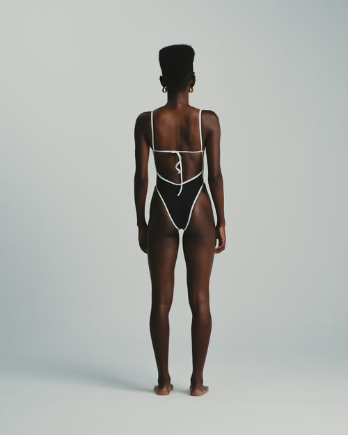 One Piece Breeze Negro