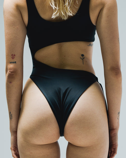 One Piece Tropic Negro